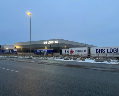 BHS Logistics facadeskilt med lys