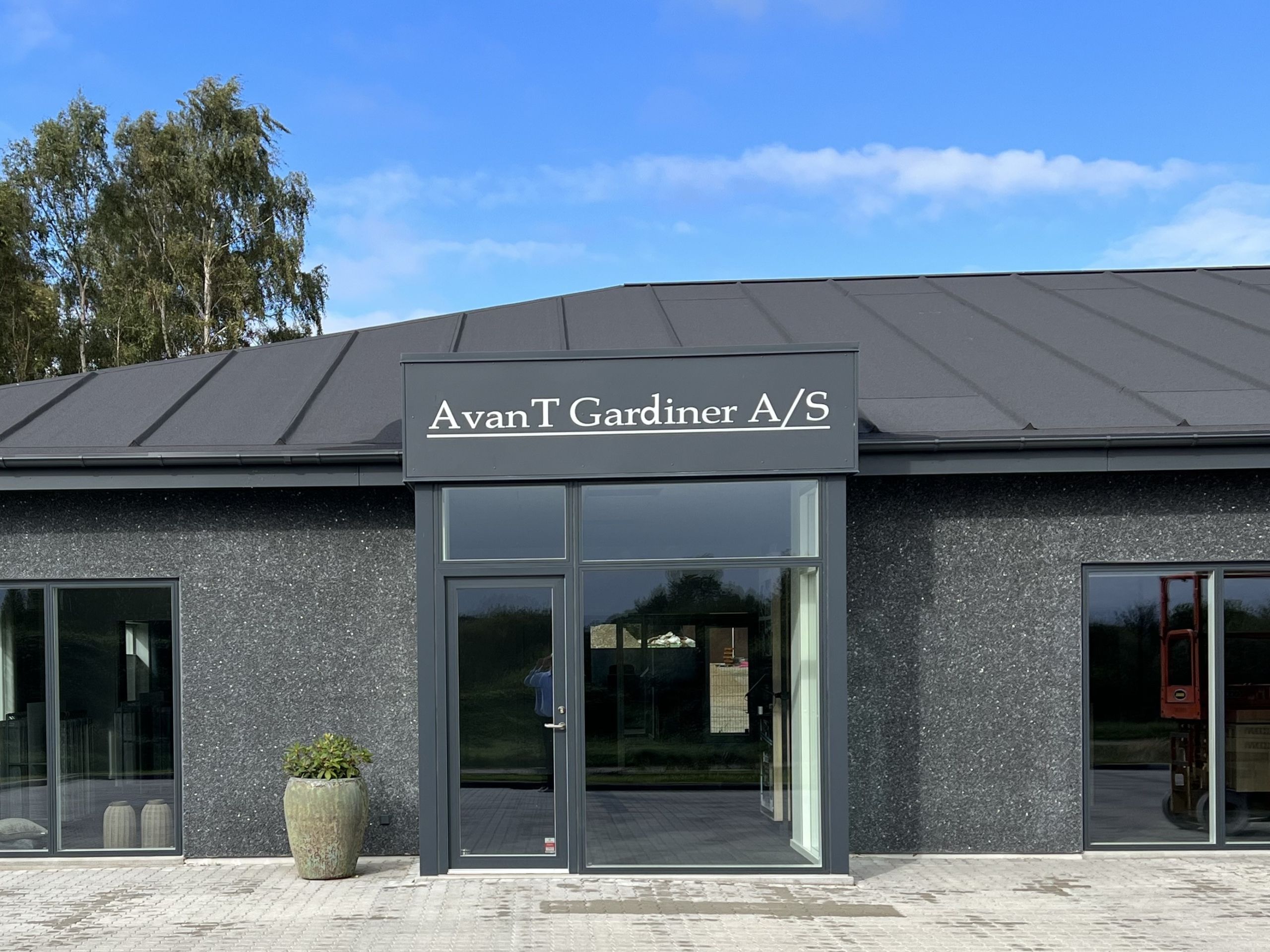 Avant Gardiner facadeskilt/butiksskilt